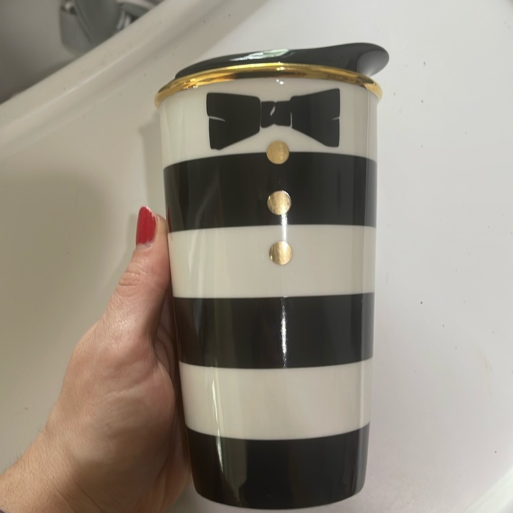 Alice & Olivia Starbucks